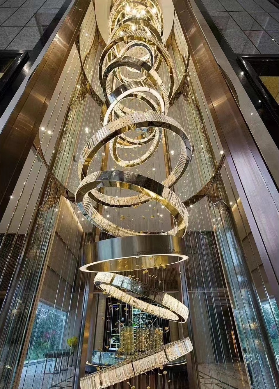 Contemporary Chandelier: Redefining Interior Design in Doha, Qatar Dutti LED