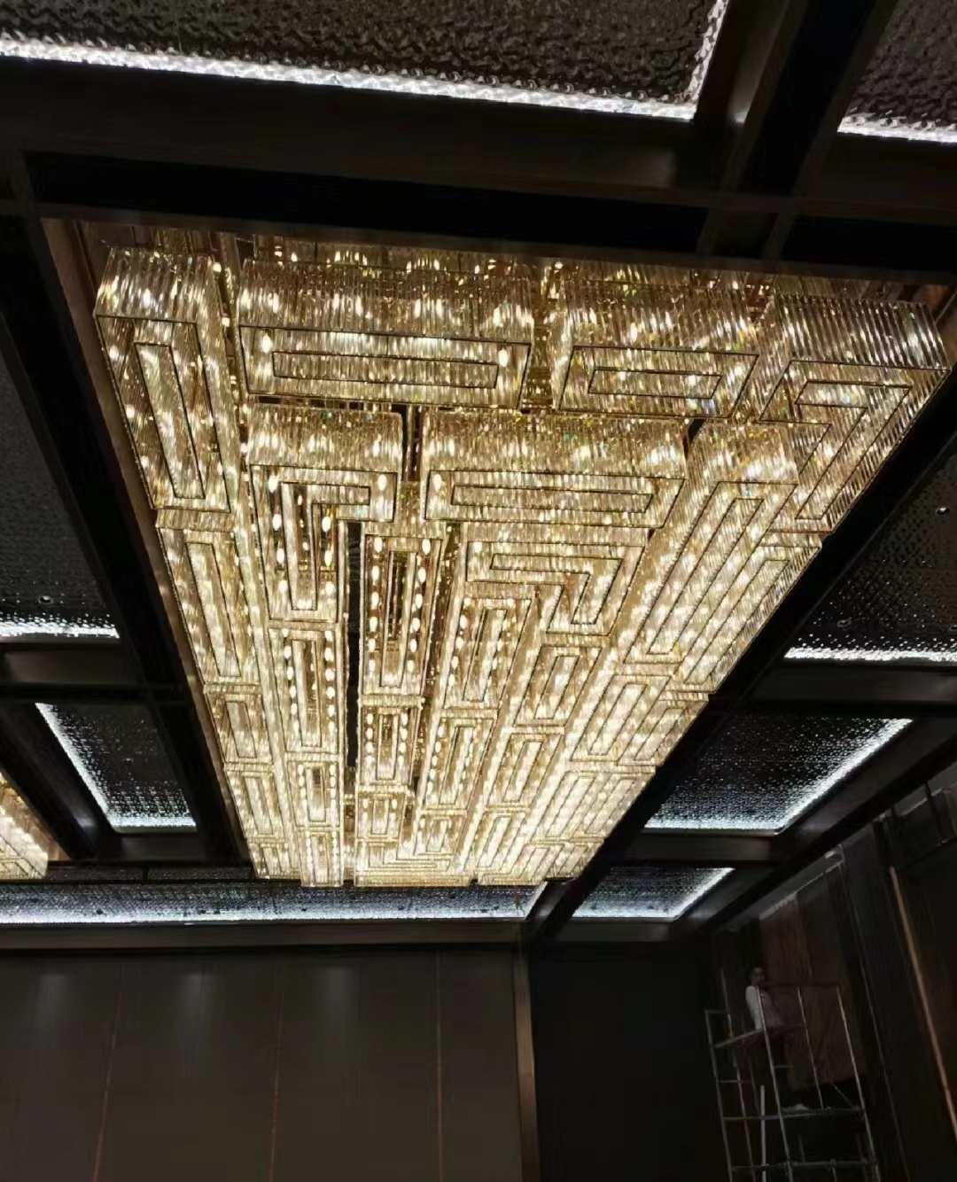 Dutti LED Non-standard Chandelier Modern Large Crystal Ceiling Pendant Lighting OEM custom for Ballroom 