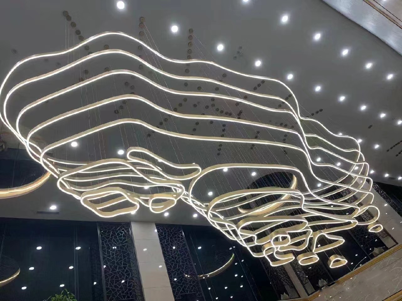 Non-standard mountain range LED Modern Chandelier Ceiling Lighting OEM custom for ballroom 